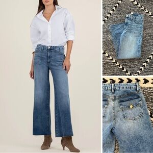 Kut from the Kloth Meg High Rise Wide Leg jeans size 4 raw hem